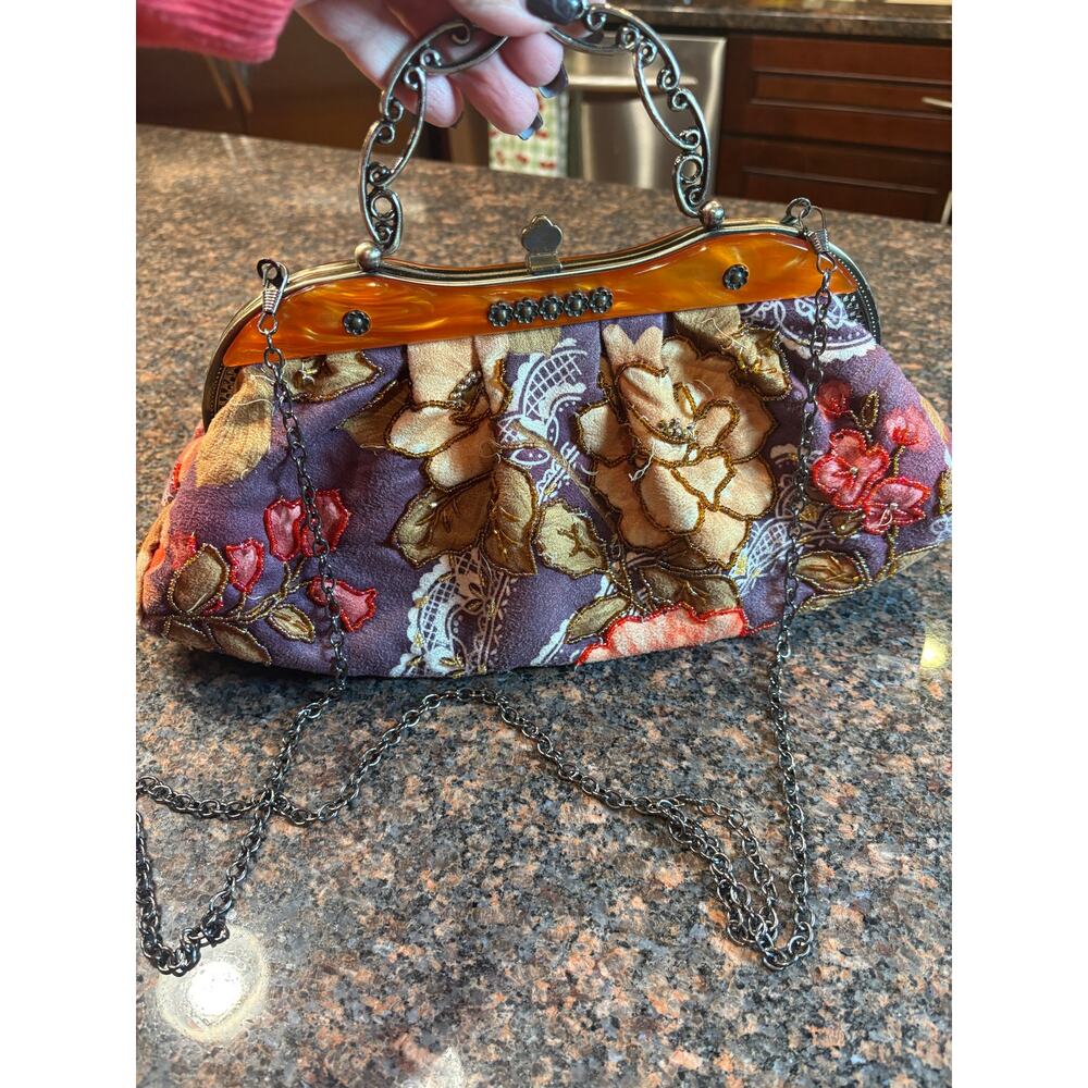 Vintage Velia Tortoise Frame Beaded Floral Clutch - Picture 5 of 12